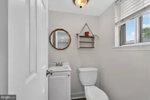 2 Cathy Ln, Aston, PA 19014 - Photo 23