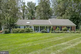 738 Woodcrest Rd, Wayne, PA 19087 - Photo 1
