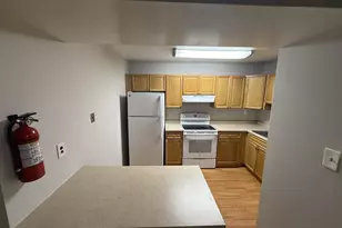 326 Saybrook Ln, Wallingford, PA 19086 - Photo 5