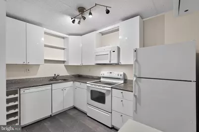828 Putnam Boulevard #53A, Wallingford, PA 19086 - Photo 5