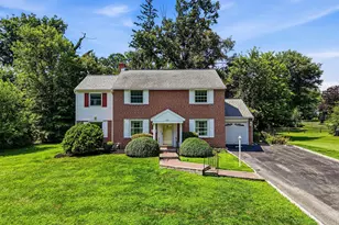 403 Palmers Ln, Wallingford, PA 19086 - Photo 3