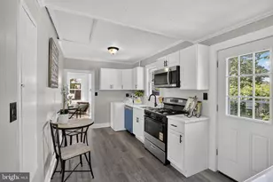 908 Price St, Marcus Hook, PA 19061 - Photo 13