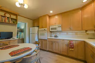 1727 Green Valley Rd, Havertown, PA 19083 - Photo 21