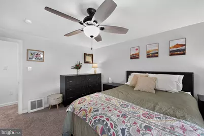 64 W Berkley Avenue, Clifton Heights, PA 19018 - Photo 15
