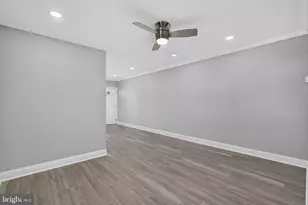 21 W 9th St, Marcus Hook, PA 19061 - Photo 7