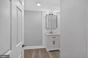21 W 9th St, Marcus Hook, PA 19061 - Photo 17