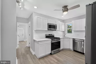 21 W 9th Street, Marcus Hook, PA 19061 - Photo 9