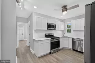 21 W 9th St, Marcus Hook, PA 19061 - Photo 9