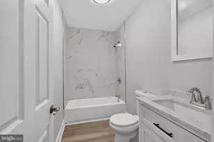 21 W 9th St, Marcus Hook, PA 19061 - Photo 13