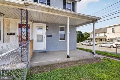 21 W 9th Street, Marcus Hook, PA 19061 - Photo 1