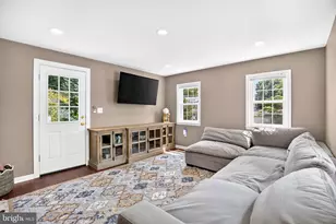 19 Harmil Rd, Broomall, PA 19008 - Photo 9