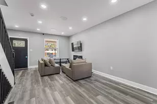 1226 W 9th St, Chester, PA 19013 - Photo 7