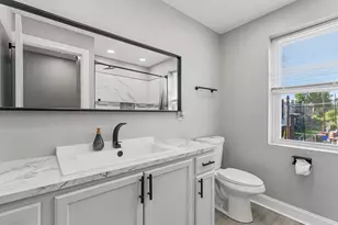 1226 W 9th St, Chester, PA 19013 - Photo 19