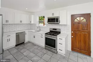 1210 Hollywood Ave, Havertown, PA 19083 - Photo 11
