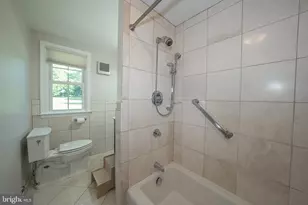 37 Meadows Ln, Haverford, PA 19041 - Photo 17