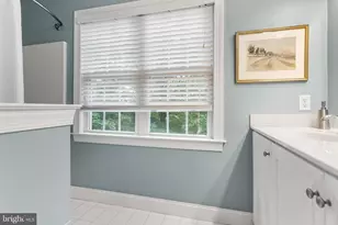 160 Victoria Square, Media, PA 19063 - Photo 23