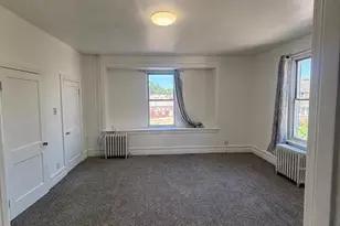 923 Hyatt St, Chester, PA 19013 - Photo 5