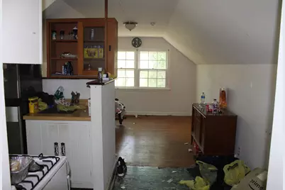 135 E Greenwood Avenue, Lansdowne, PA 19050 - Photo 23
