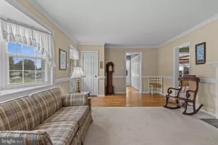 317 Rose Ln, Broomall, PA 19008 - Photo 5