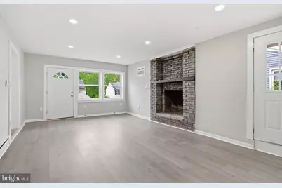 808 Maple Lane, Aston, PA 19014 - Photo 5