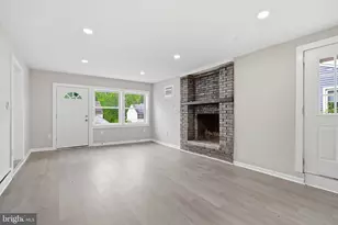 808 Maple Ln, Aston, PA 19014 - Photo 5