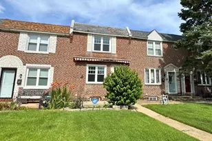 415 Seven Oaks Dr, Clifton Heights, PA 19018 - Photo 1
