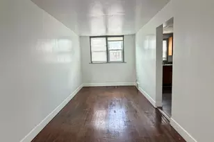 916 Butler St, Chester, PA 19013 - Photo 3