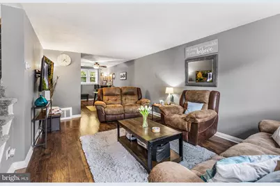 614 N Sycamore Avenue, Clifton Heights, PA 19018 - Photo 3