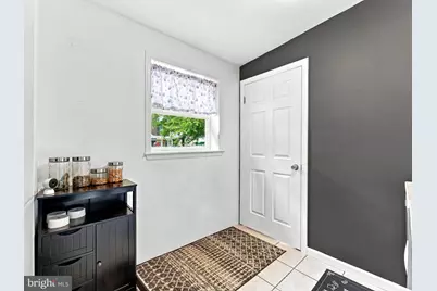 321 Sycamore Avenue, Folsom, PA 19033 - Photo 15