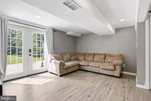 1954 Bergdoll Ave, Upper Chichester, PA 19061 - Photo 25