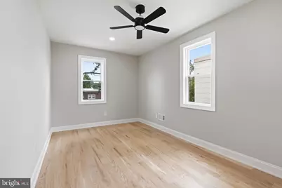 228 N Linden Avenue, Upper Darby, PA 19082 - Photo 23