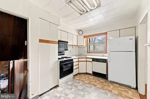306 N Central Ave, Broomall, PA 19008 - Photo 11