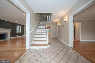 1216 Lindale Ave, Drexel Hill, PA 19026 - Photo 9