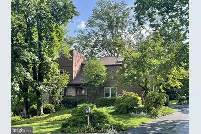 214 Cornell Drive, Bryn Mawr, PA 19010 - Photo 1