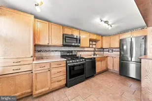 231 W Wyncliffe Ave, Clifton Heights, PA 19018 - Photo 13
