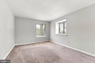 6701 Hilltop Dr, Brookhaven, PA 19015 - Photo 11
