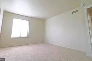 5200 Hilltop Dr, Brookhaven, PA 19015 - Photo 13