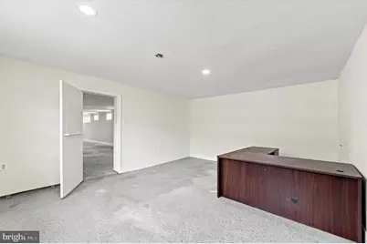 806 Powell Avenue, Darby, PA 19023 - Photo 9