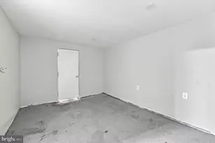 806 Powell Ave, Darby, PA 19023 - Photo 13
