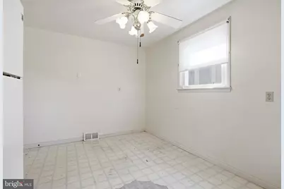 207 S Academy Avenue, Glenolden, PA 19036 - Photo 17