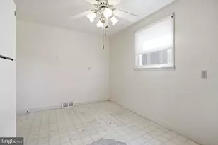 207 S Academy Ave, Glenolden, PA 19036 - Photo 17