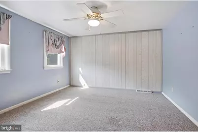 207 S Academy Avenue, Glenolden, PA 19036 - Photo 19