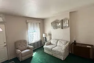 718 Upland St, Chester, PA 19013 - Photo 3