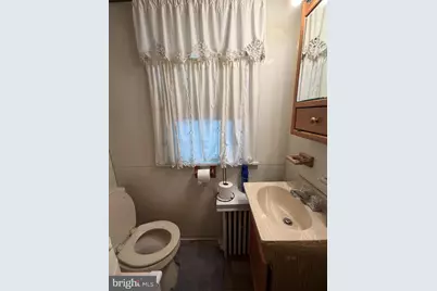 718 Upland Street, Chester, PA 19013 - Photo 13