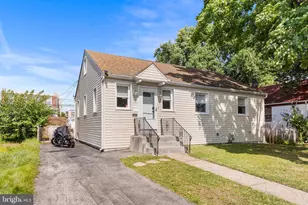 220 Norwood Ave, Holmes, PA 19043 - Photo 1