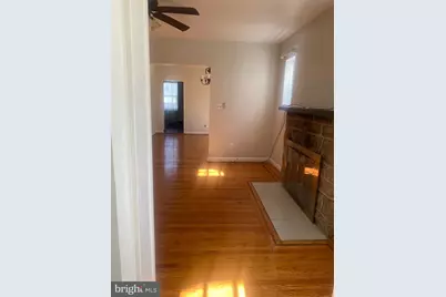 209 N Wycombe Avenue, Lansdowne, PA 19050 - Photo 3