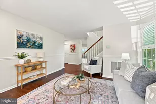 735 Hawthorne Ln, Aston, PA 19014 - Photo 3