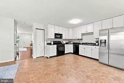 735 Hawthorne Lane, Aston, PA 19014 - Photo 11