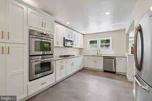 543 Kenwood Rd, Drexel Hill, PA 19026 - Photo 17