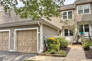 335 Danbury Ct, Glen Mills, PA 19342 - Photo 1